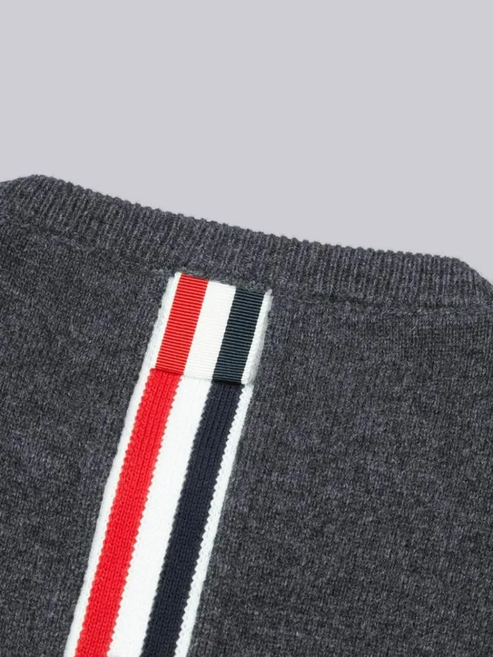 Cashmere Sleeveless Crewneck 4bar Pullover Vest Dark Grey GirlsBoys Thom Browne Knitwear Cashmere Sleeveless Crewneck 4bar Pullover Vest Dark Grey GirlsBoys Thom Browne Knitwear