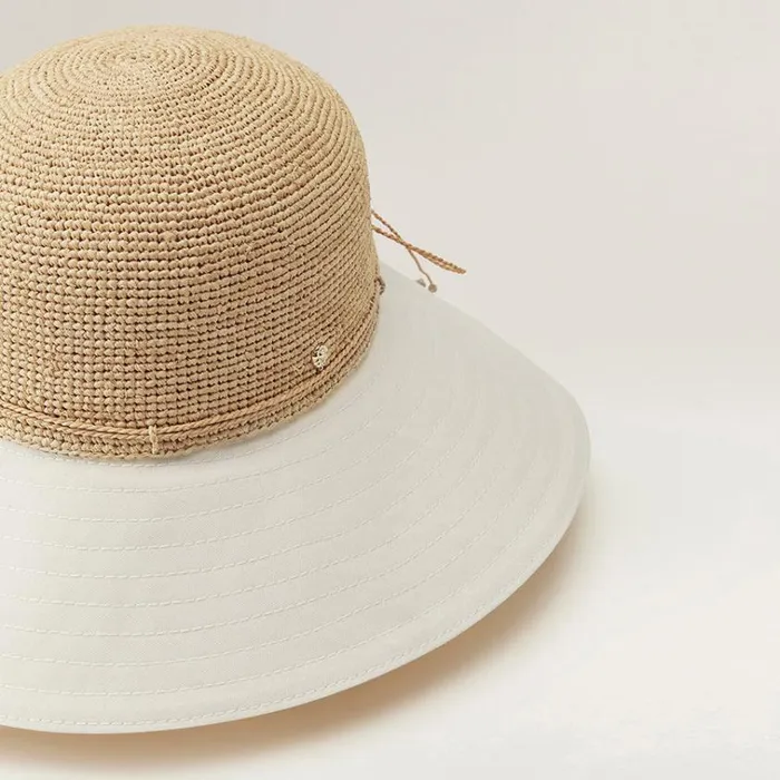 Helen Kaminski Kalola Naturaloff White Hats Round Crown